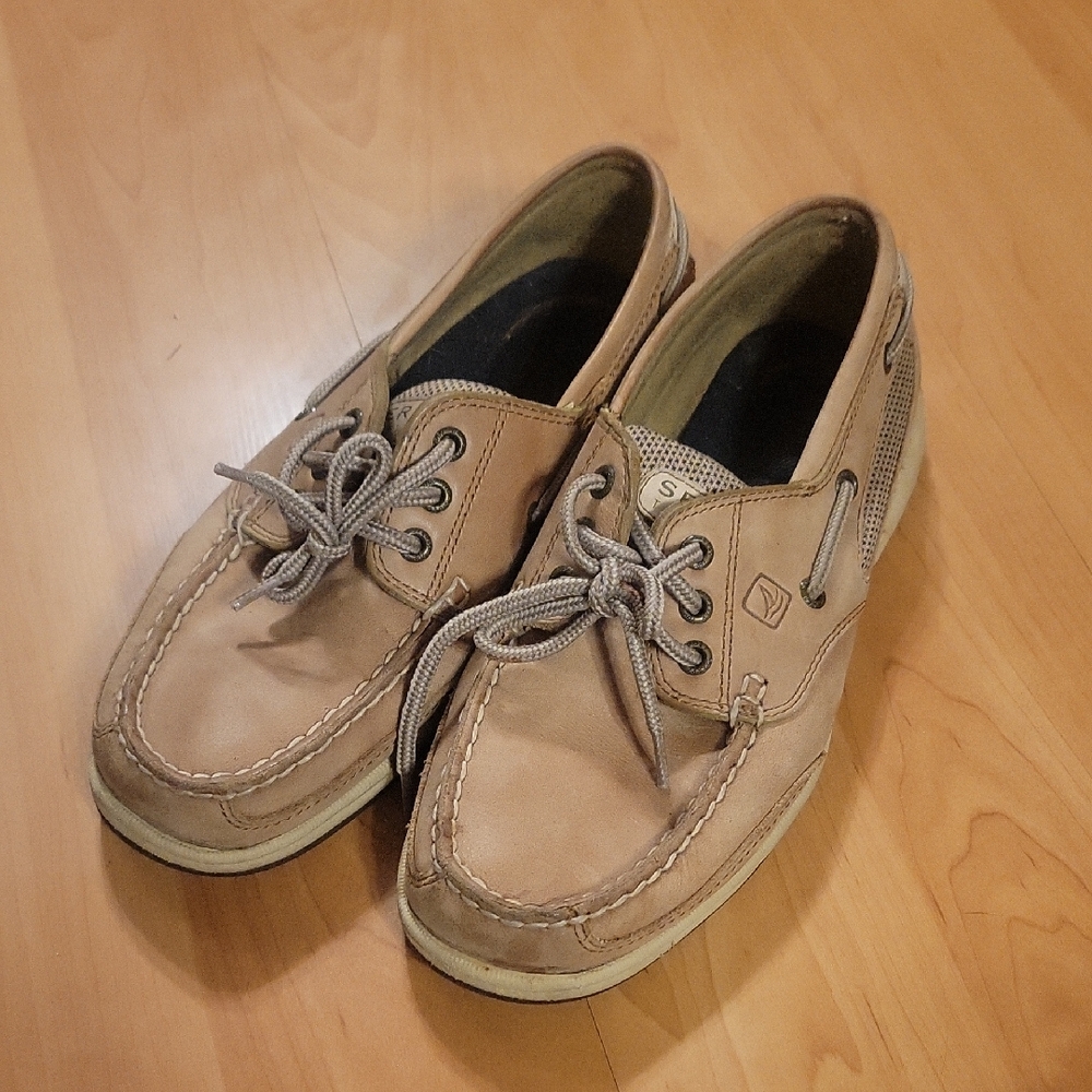 Sperry Women's Beige Loafers